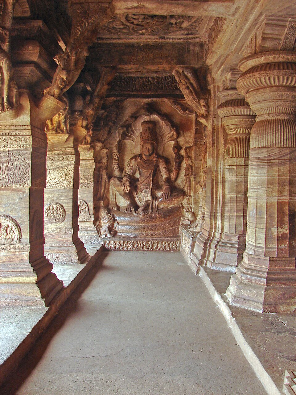 बदामी